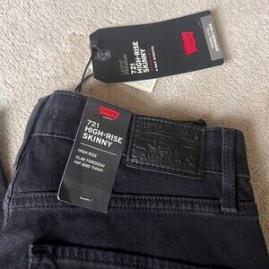 Brand New - Levi's Black 721 High Rise Skinny Jeans - 34 inseam!